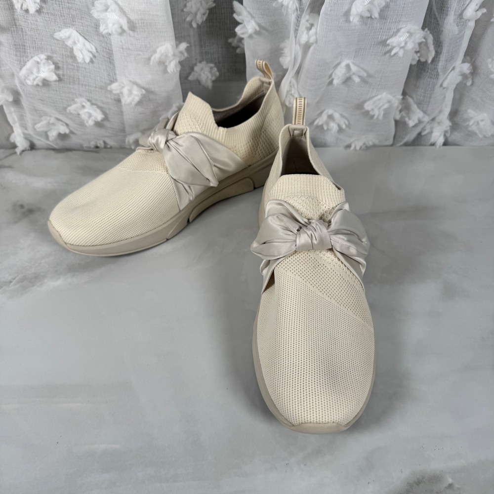 Mark Nason Cream Bow Sneakers Breathable Mesh Upper Pull On Size 10
